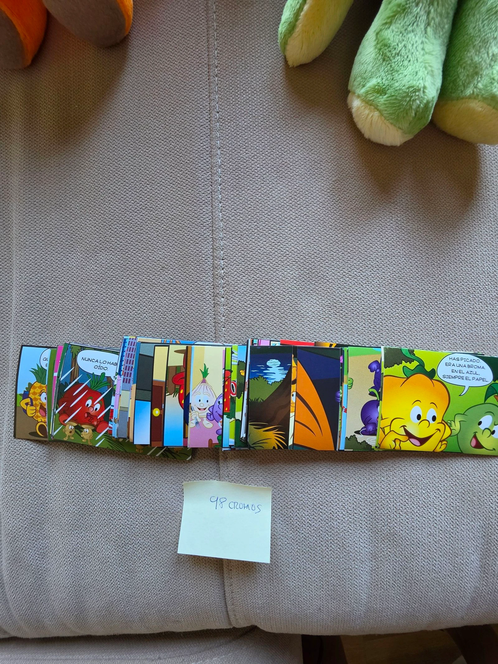Lote Lote Supersalutend: 9 Pluche, 3 AlbumKaarten en Stickers – photo 12